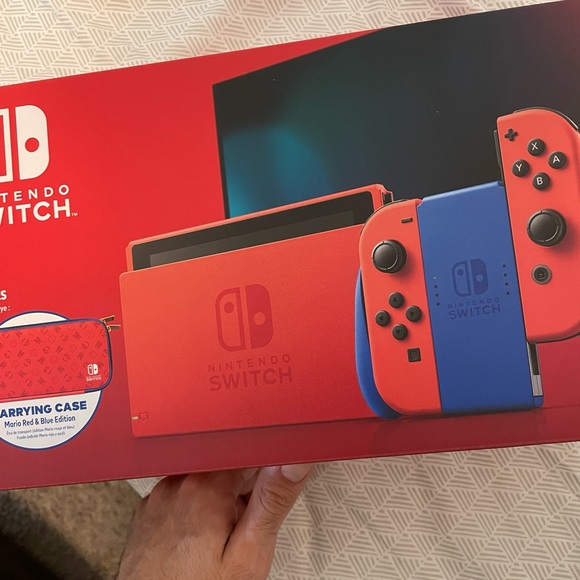 Rare Mario edition Nintendo switch bundle - Picture 2 of 9